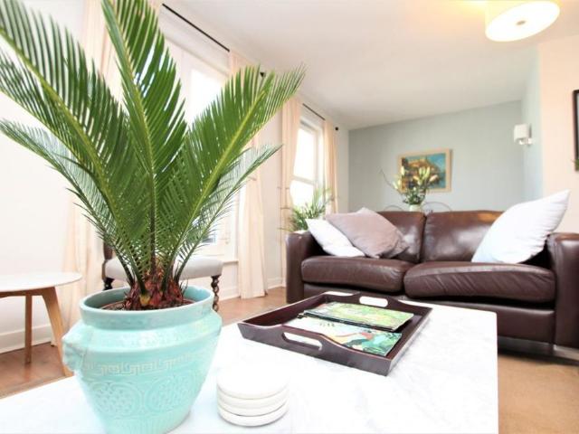 2 bedroom apartment to rent