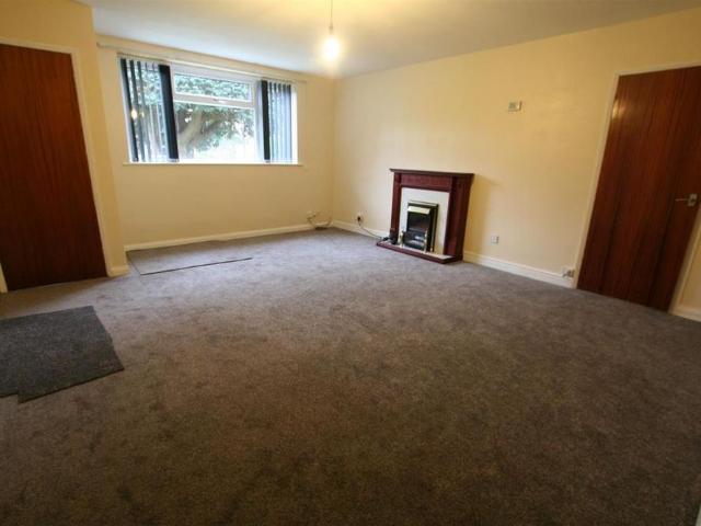 2 bedroom apartment to rent