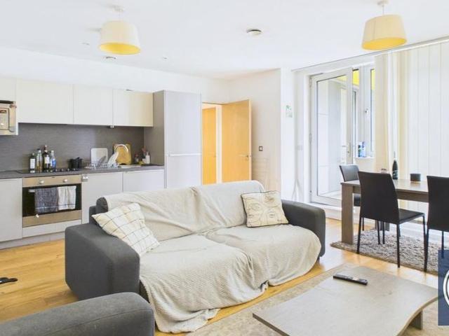2 bedroom apartment to rent