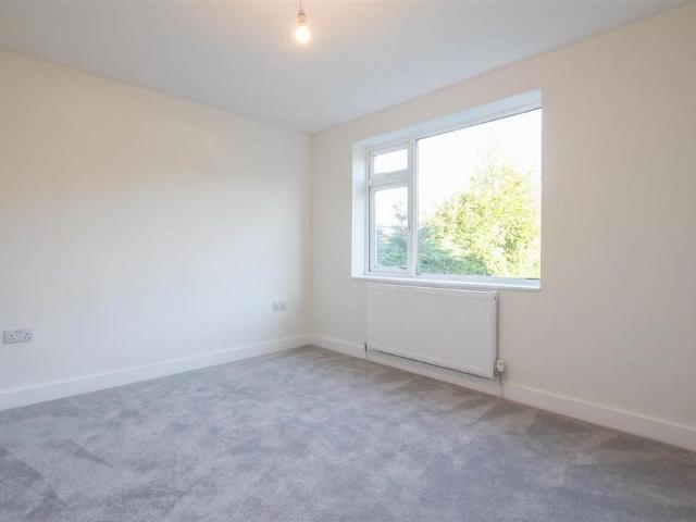 2 bedroom apartment to rent