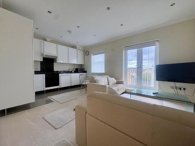 2 bedroom apartment to rent