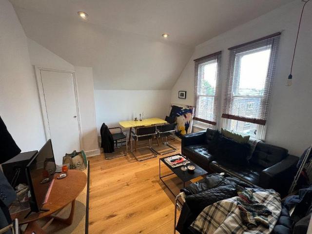 3 bedroom apartment to rent