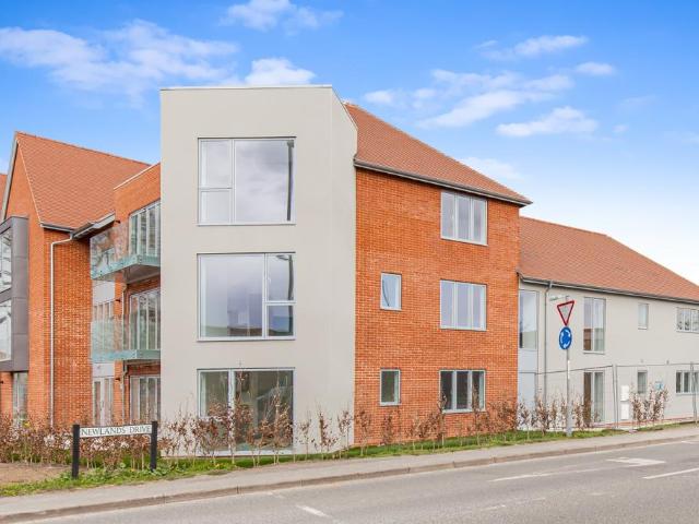 2 bedroom apartment to rent
