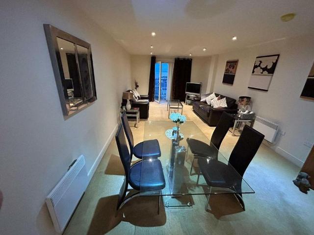 2 bedroom apartment to rent