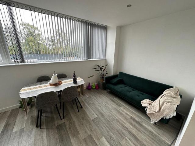 2 bedroom apartment to rent
