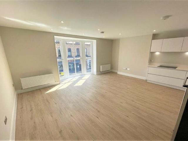 2 bedroom apartment to rent