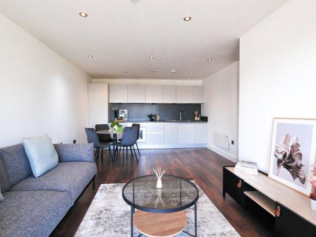 2 bedroom apartment to rent