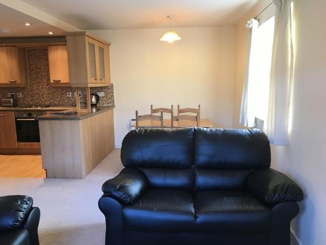 2 bedroom apartment to rent