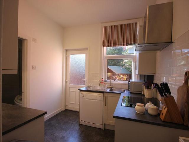 2 bedroom apartment to rent