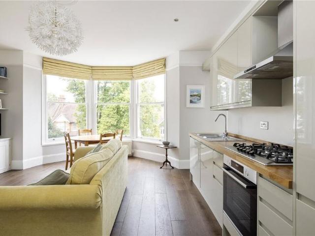 2 bedroom apartment to rent