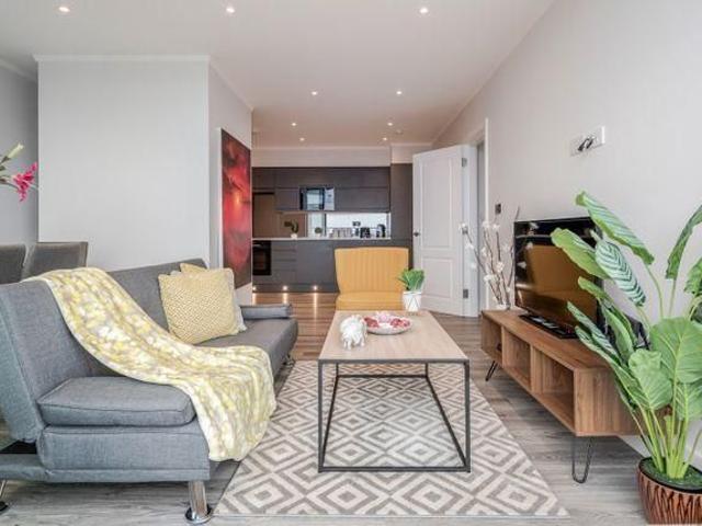 2 bedroom apartment to rent
