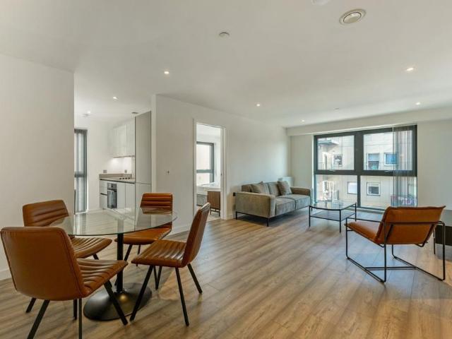 2 bedroom apartment to rent