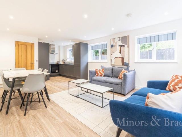 2 bedroom apartment to rent