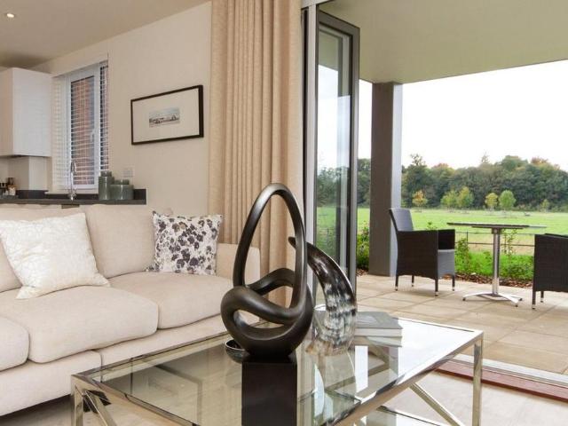 2 bedroom apartment to rent