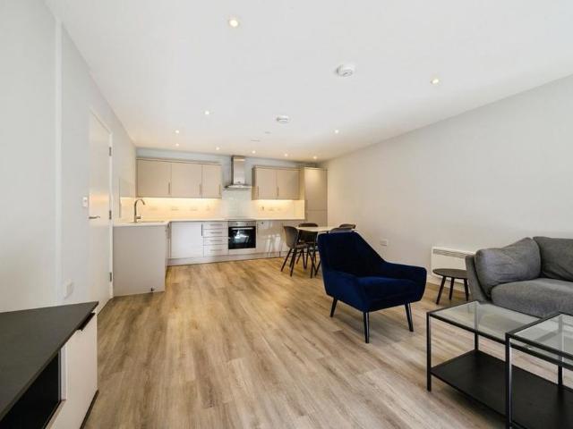 2 bedroom apartment to rent