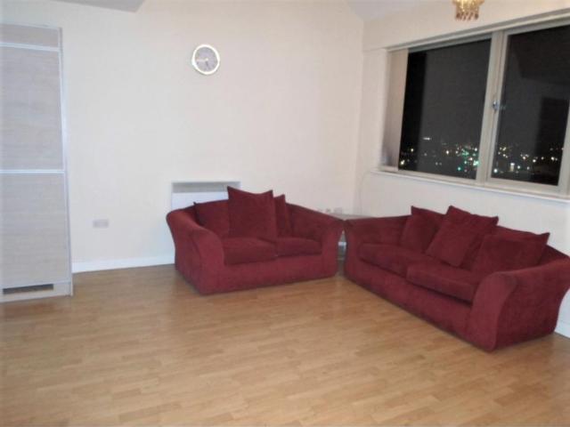2 bedroom apartment to rent