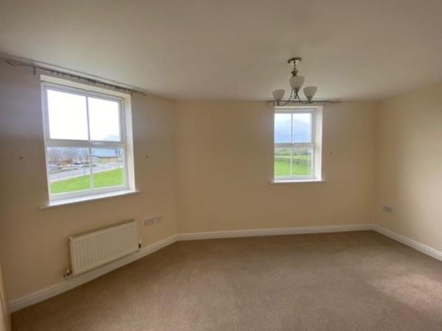 2 bedroom apartment to rent