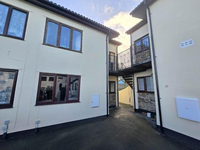 2 bedroom apartment to rent