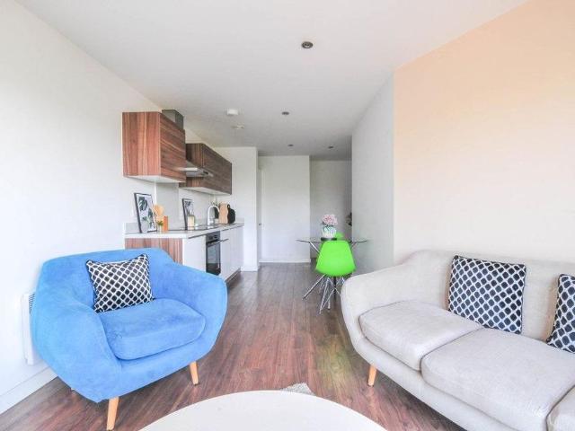 2 bedroom apartment to rent