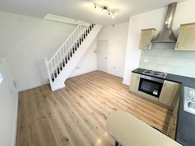 2 bedroom apartment to rent
