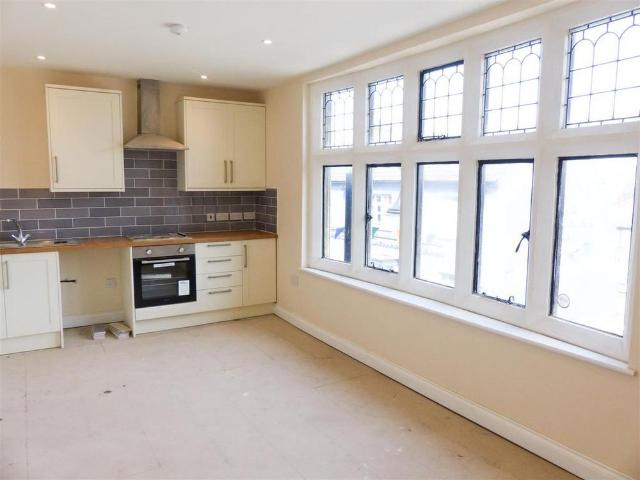 2 bedroom apartment to rent