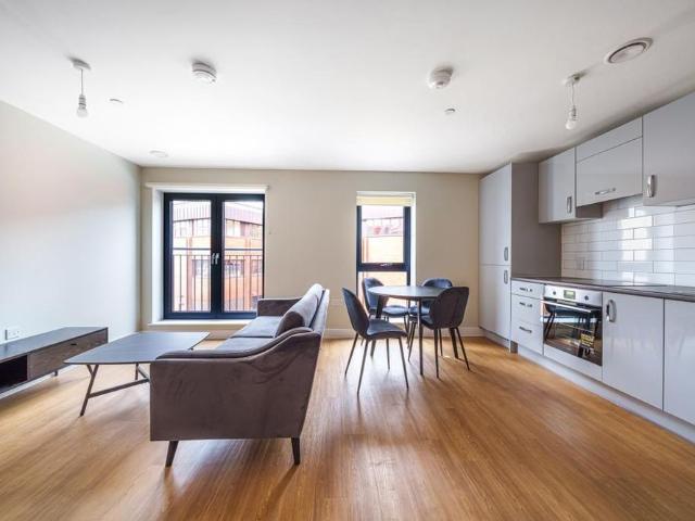 2 bedroom apartment to rent