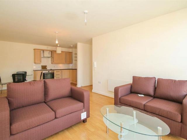 2 bedroom apartment to rent