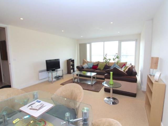 2 bedroom apartment to rent