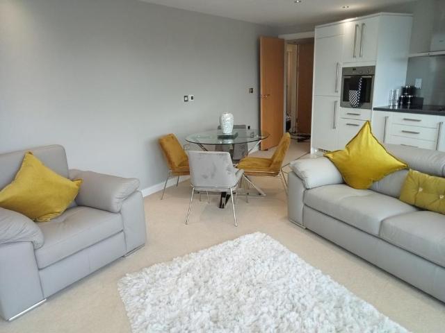 2 bedroom apartment to rent