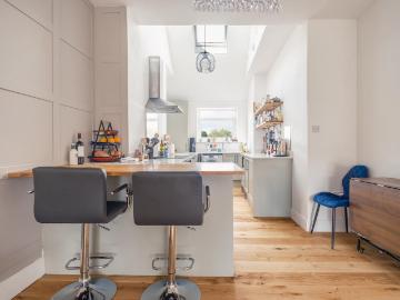 2 bedroom apartment to rent