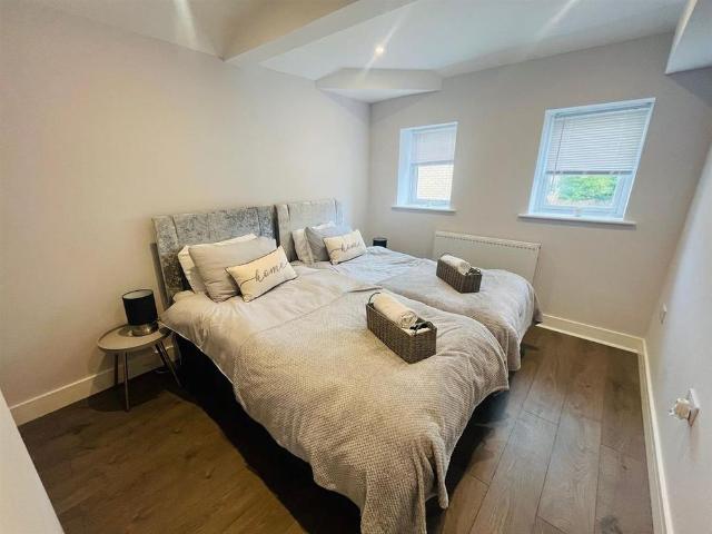 2 bedroom apartment to rent