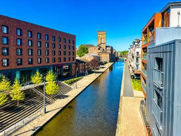 Hoole Chester, CH2, North East Wales, Midlands