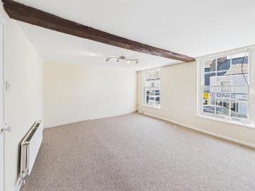 High Street WR10 Pershore - Equipped kitchen