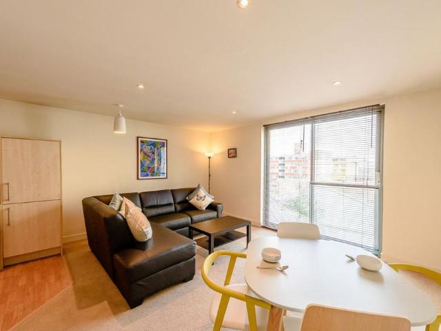 2 bedroom apartment to rent