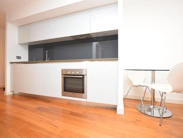 Sheffield, South Yorkshire, Midlands - Equipped kitchen
