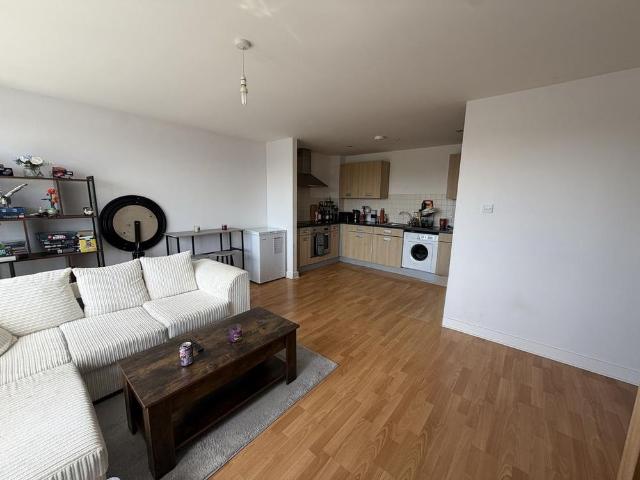 2 bedroom apartment to rent