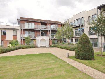 Flat to rent in Lechlade - Garden