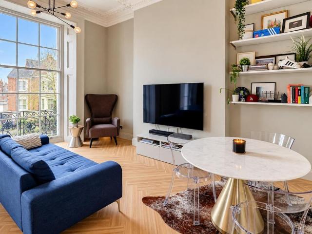 2 bedroom apartment to rent