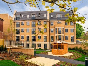 Barnsley, South Yorkshire, Midlands - Garden