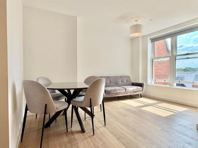 2 bedroom apartment to rent