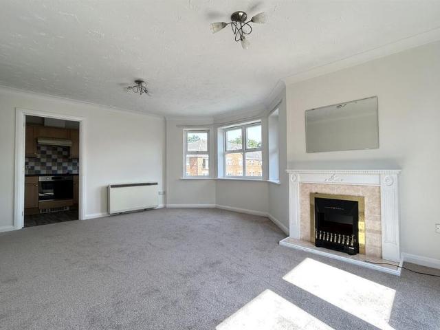 2 bedroom apartment to rent