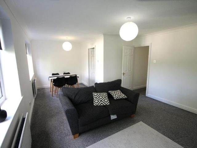 2 bedroom apartment to rent