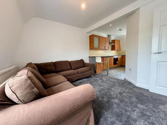 2 bedroom apartment to rent