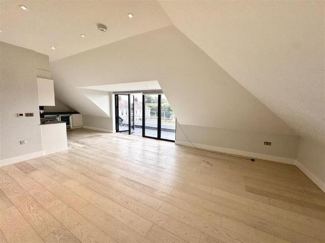 2 bedroom apartment to rent