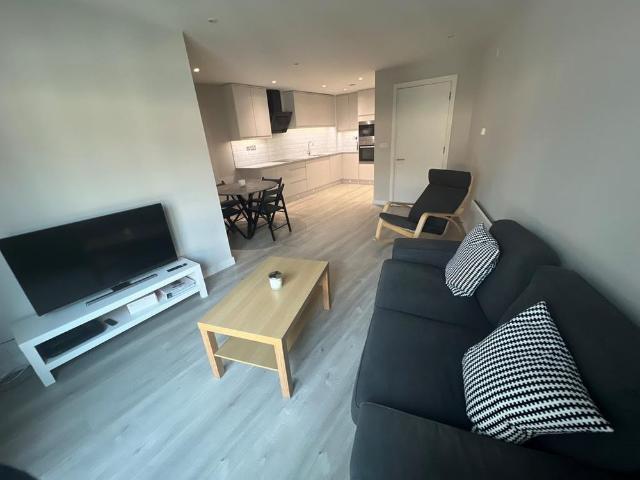 2 bedroom apartment to rent
