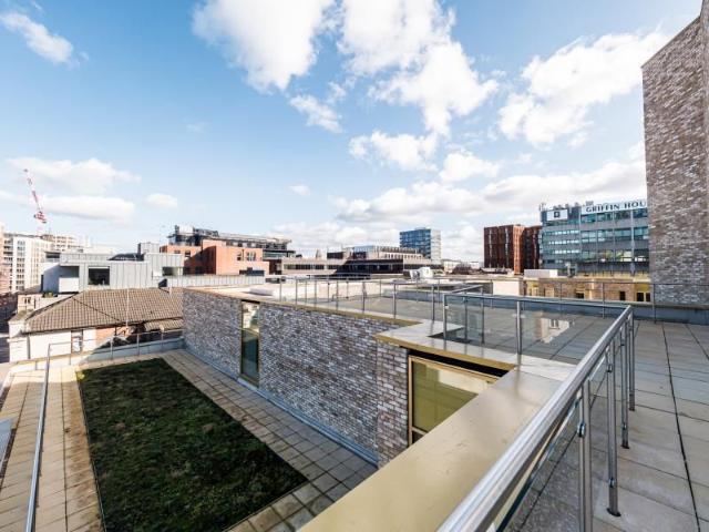 2 bedroom apartment to rent