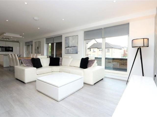 2 bedroom apartment to rent