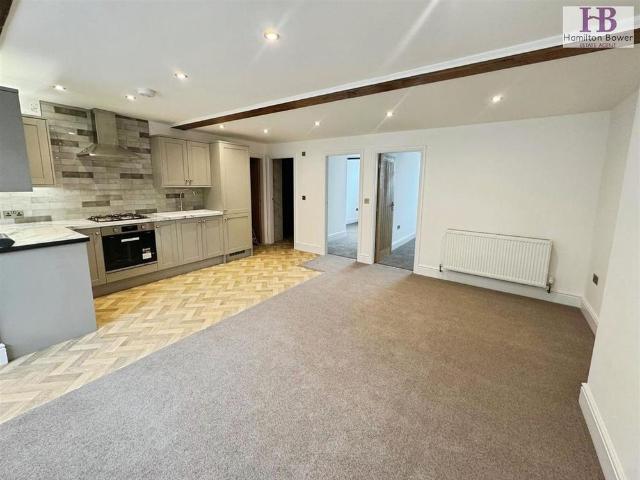 2 bedroom apartment to rent