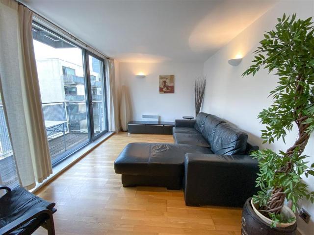2 bedroom apartment to rent