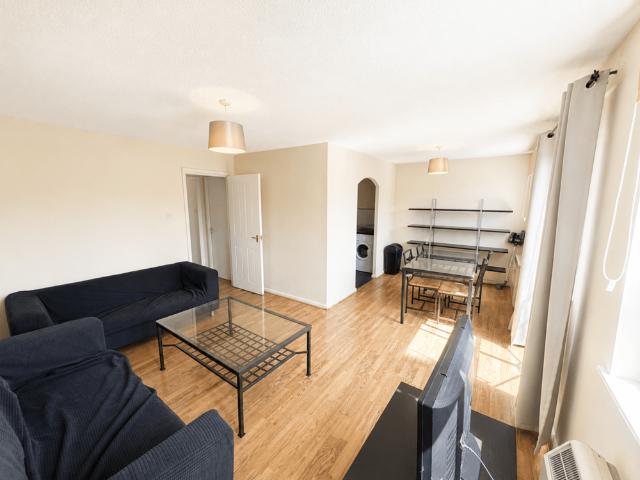 2 bedroom apartment to rent